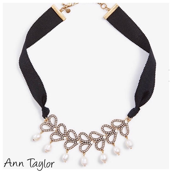 Ann Taylor Jewelry - W/Dust bag🎁Ann Taylor Necklace